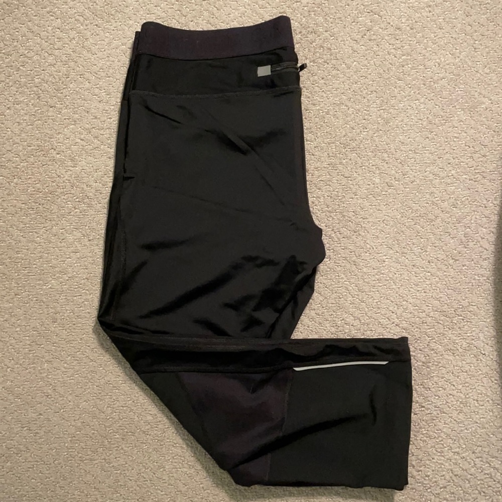 Calvin Klein black Capri work out pants size: Large